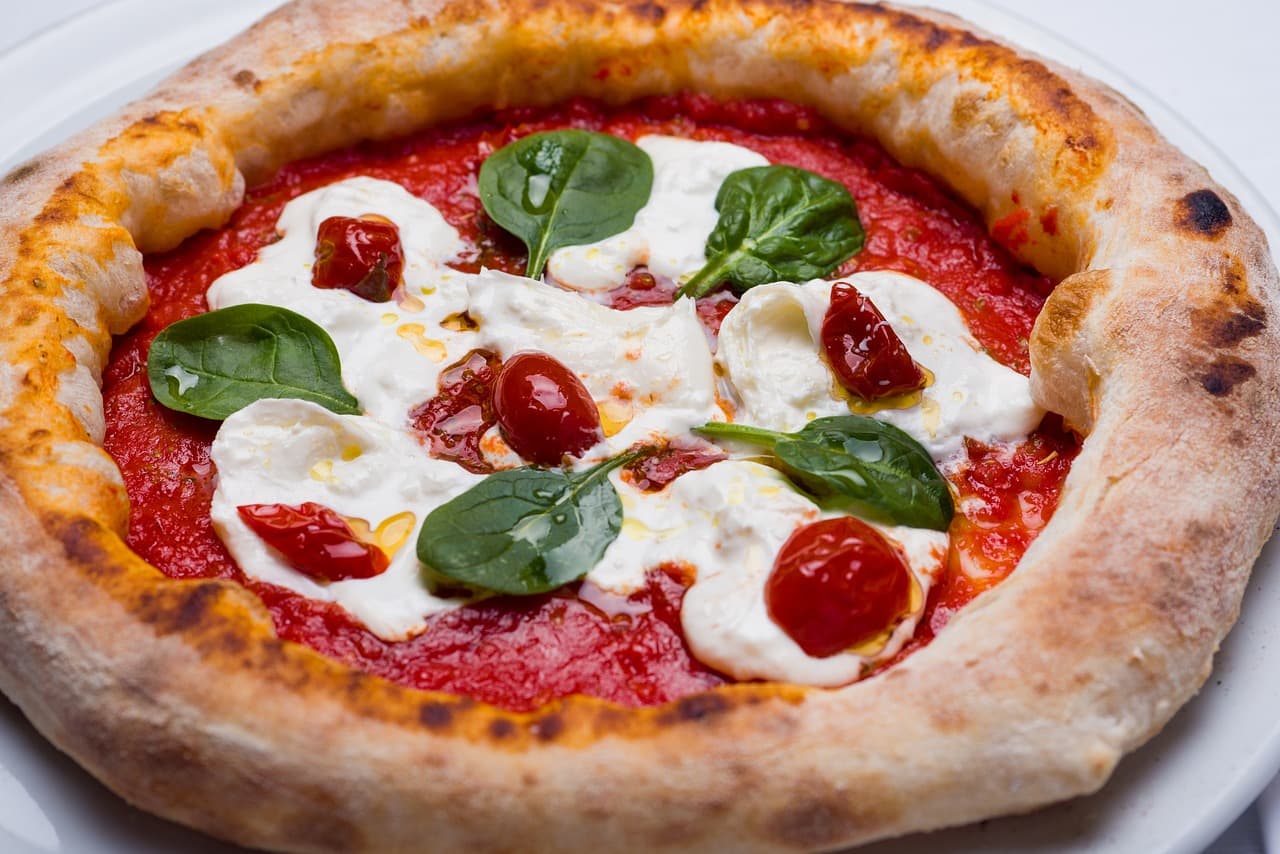 Mozzarella vs. Provolone: Which Cheese Is Better for Pizza?